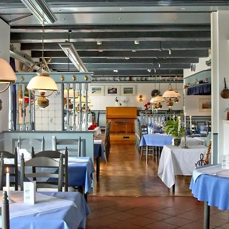 Hooksieler Baerenblick Near Klostermann Hooksiel