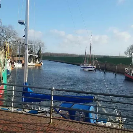 Hooksieler Baerenblick Near Klostermann * Hooksiel